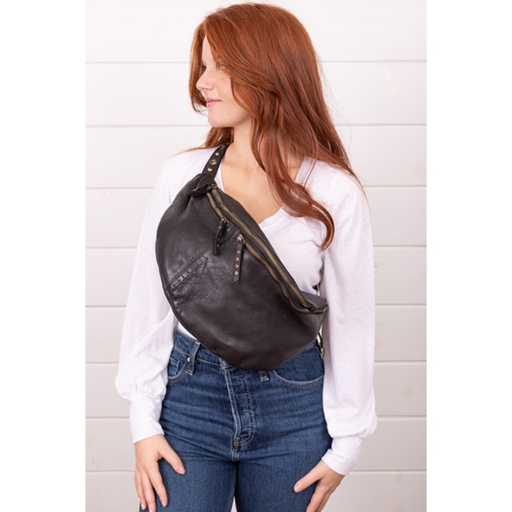 Bolsa Nova Bella Sling Bag - Picture 5 of 15
